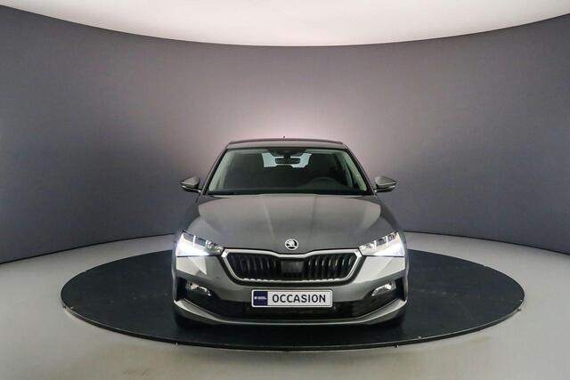Skoda SCALA Ambition 1.0 TSI 110pk Cruise control, Airco, DAB, Radio, Bluetooth, App connect, LED koplampen, Parkeersensor achter