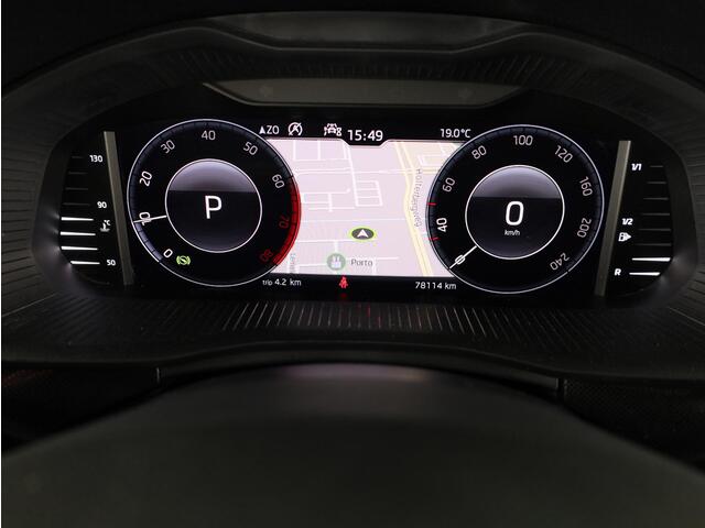 Skoda SCALA 1.0 TSI Sport Business 115 pk Automaat (DSG) | Navigatie | Parkeersensoren achter | Achteruitrijcamera | Cruise control | Stoelverwarming | Digitaal instrumentenpaneel |