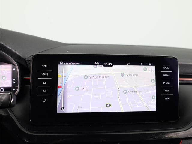 Skoda SCALA 1.0 TSI Sport Business 115 pk Automaat (DSG) | Navigatie | Parkeersensoren achter | Achteruitrijcamera | Cruise control | Stoelverwarming | Digitaal instrumentenpaneel |