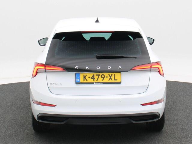 Skoda SCALA 1.0 TSi 110 Pk Automaat Sport Business | Full LED | Navigatie | Privacy Glass | Sportstoelen | 16 Inch | Camera | 59.666 Km!!