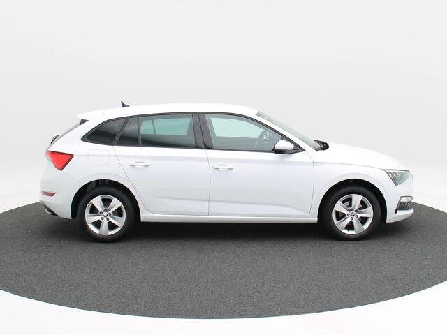Skoda SCALA 1.0 TSi 110 Pk Automaat Sport Business | Full LED | Navigatie | Privacy Glass | Sportstoelen | 16 Inch | Camera | 59.666 Km!!