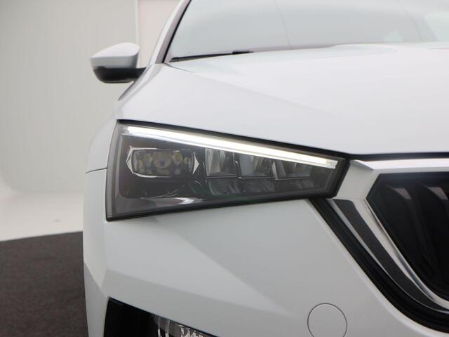 Skoda SCALA 1.0 TSi 110 Pk Automaat Sport Business | Full LED | Navigatie | Privacy Glass | Sportstoelen | 16 Inch | Camera | 59.666 Km!!