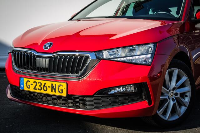 Skoda SCALA 1.0 TSI 116pk Ambition Full led/ Carplay/ Navigatie apps/ Airco/ Cruise control/ 17" lmv/ Dab
