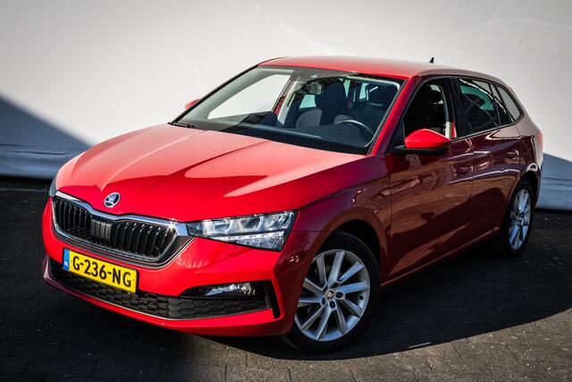 Skoda SCALA 1.0 TSI 116pk Ambition Full led/ Carplay/ Navigatie apps/ Airco/ Cruise control/ 17" lmv/ Dab