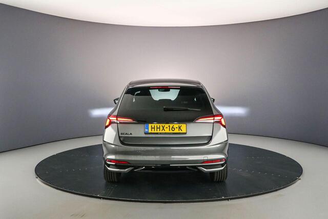 Skoda SCALA Monte Carlo 1.0 TSI 115pk DSG Automaat Trekhaak, Panoramadak, Adaptive cruise control, Achteruitrijcamera, LED matrix koplampen, Elektrische achterklep, Stoelverwarming