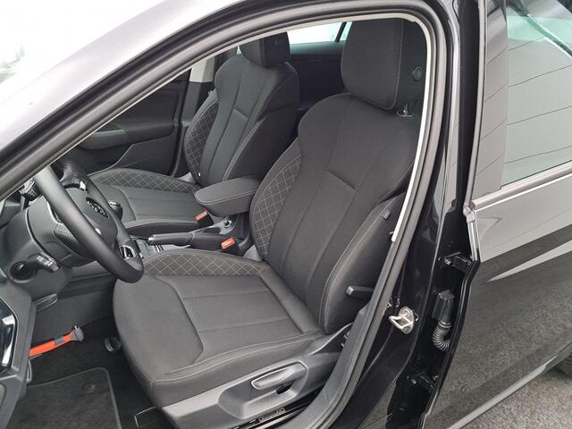 Skoda SCALA Ambition 1.0 TSI 110pk Cruise control, Airco, DAB, Radio, Bluetooth, App connect, LED koplampen, Parkeersensor achter