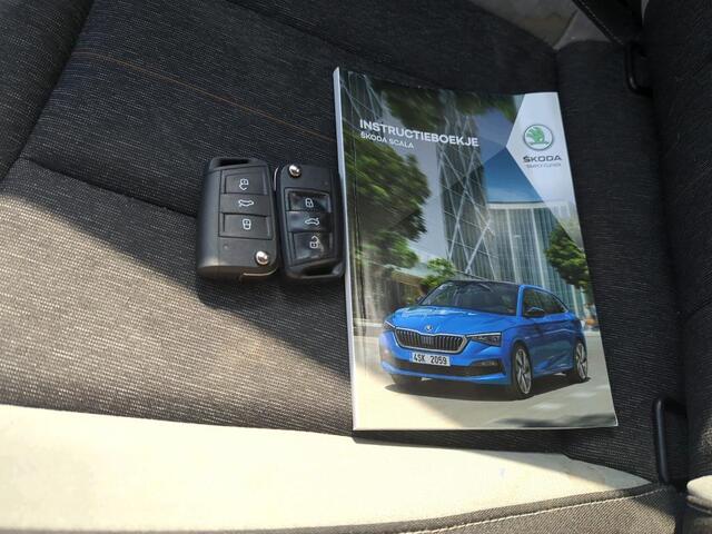 Skoda SCALA 1.0 TSI 116pk DSG Business Edition Virtual Cockpit Navigatie LED koplampen Winterpakket
