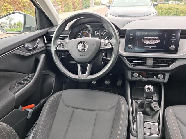 Skoda SCALA 1.0 TSI Ambition Panoramadak / Clima / LED verlichting / Parkeersensoren / Cruise control
