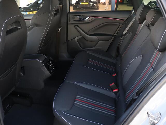 Skoda SCALA 1.0 116 pk TSI Monte Carlo | Panodamadak | LED Matrix | Stoelverwarming | Achteruitrijcamera | Elektrische achterklep | Apple Carplay / Android Auto |