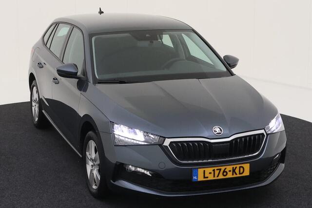 Skoda SCALA 1.0 TSI Ambition / App connect / Parkeersensoren achter / Lichtmetaal 16 inch /