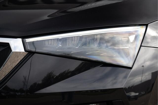 Skoda SCALA 1.0 TSI Sport Business DSG | Pano | Sportstoelen | AppConnect | LED | 18" | LED | Sportonderstel