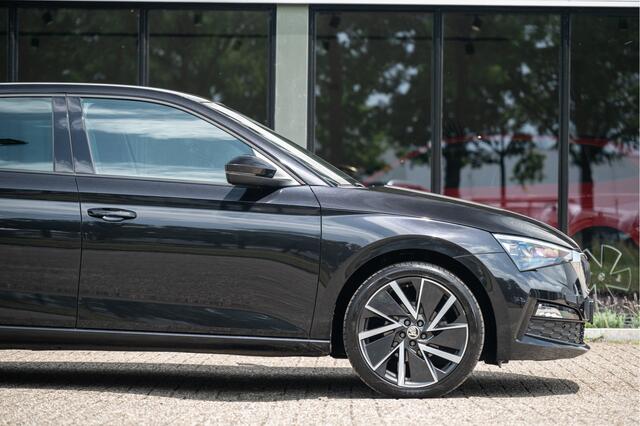 Skoda SCALA 1.0 TSI Sport Business DSG | Pano | Sportstoelen | AppConnect | LED | 18" | LED | Sportonderstel