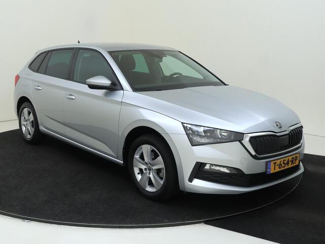 Skoda SCALA 1.0 TSI Ambition | Climate control | CarPlay | Cruise control | Bluetooth | Parkeersensoren achter | Lane- en frontassist |