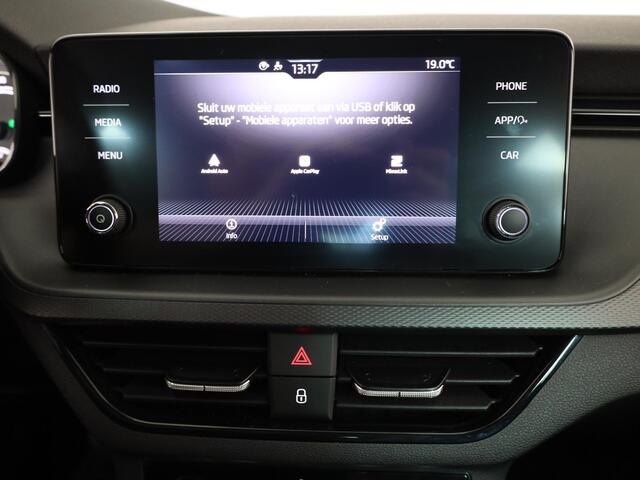 Skoda SCALA 1.0 TSI Ambition 110 pk Automaat (DSG) | Verlengde garantie | Navigatie via App | Parkeersensoren achter | Autom. airco | Cruise control |
