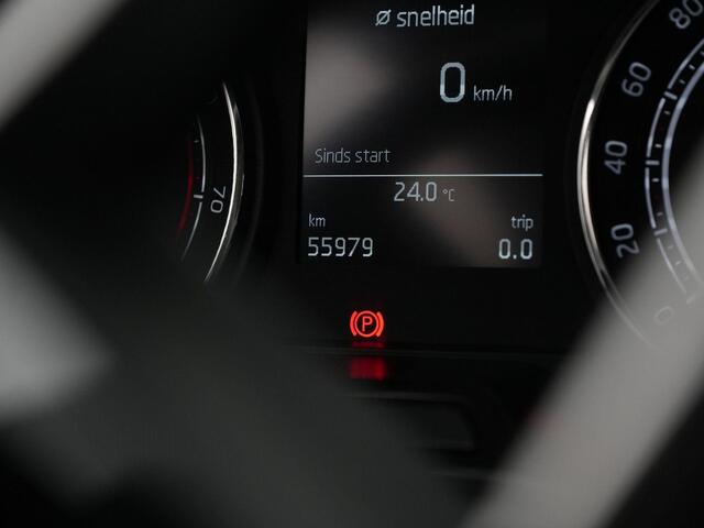 Skoda SCALA 1.0 TSI 116 pk Ambition | LED koplampen | Trekhaak | Parkeersensoren achter | Cruise Control | Airconditioning | Carplay | DAB | 16 inch