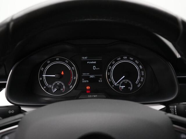 Skoda SCALA 1.0 TSI 116 pk Ambition | LED koplampen | Trekhaak | Parkeersensoren achter | Cruise Control | Airconditioning | Carplay | DAB | 16 inch