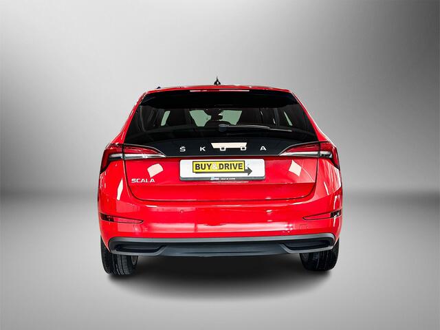 Skoda SCALA 1.0 115pk TSI Sport Business Parkeersensoren achter | Verwarmbare voorstoelen | Cruise Control