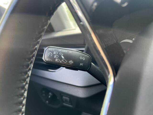 Skoda SCALA 1.0 TSI Ambition | Carplay | Adaptieve Cruise Control |