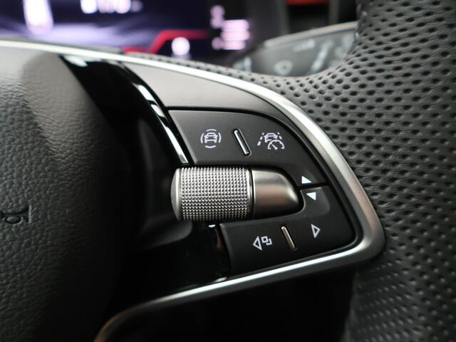 Skoda SCALA Monte Carlo 1.0 TSI 115 pk Panoramadak | Navigatie | Camera | Apple Carplay/Android Auto | Lichtmetalen velgen 18" | Climate conrol |