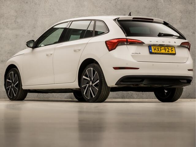 Skoda SCALA 1.0 TSI Sportline (FACELIFT, APPLE CARPLAY, GROOT NAVI, CLIMATE, GETINT GLAS, SPORTSTOELEN, LM VELGEN, CRUISE, PARKEERSENSOREN, DAB+, NIEUWSTAAT)
