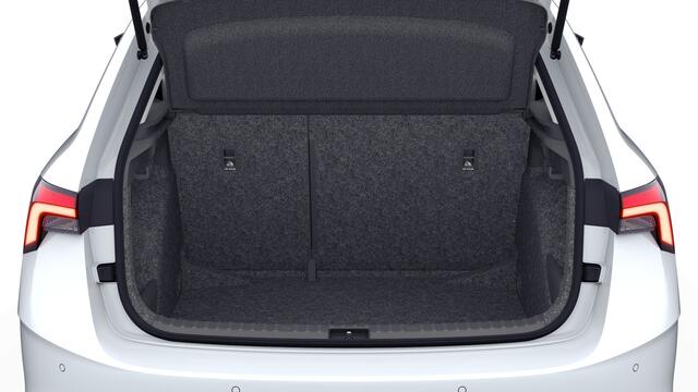 Skoda SCALA 1.0 TSI Greentech 115 6MT Monte Carlo Verwarmbare stoelen voor | Achteruitrijcamera | Virtual Cockpit (digitaal instrumentenpaneel) met 10,2 inch kleurenscherm