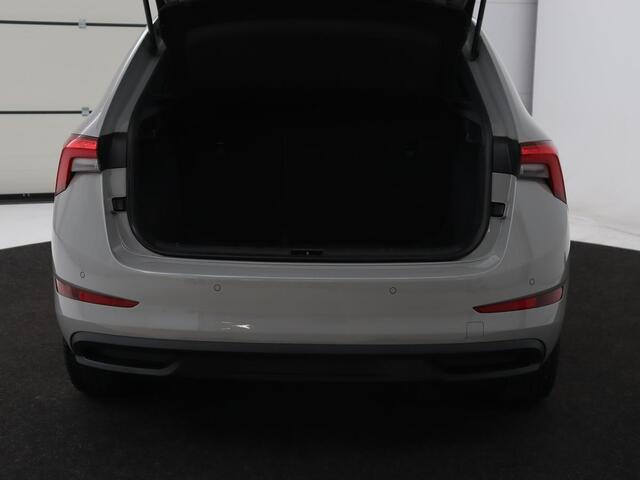 Skoda SCALA 1.0 TSI Sport | Carplay | Sportstoelen | Climate control | Parkeerhulp | Cruise control | Full LED | Bluetooth | DAB