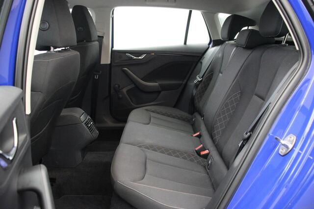 Skoda SCALA 1.0 TSI Ambition Automaat - Carplay, Navi, Camera, Cruise