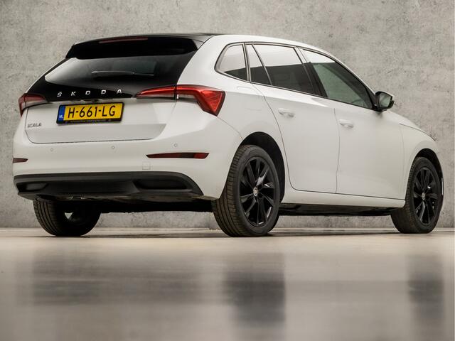 Skoda SCALA 1.0 TSI Sport Automaat (PANORAMADAK, VIRTUAL COCKPIT, APPLE CARPLAY, GROOT NAVI, CLIMATE, STOELVERWARMING, SPORTSTOELEN, CRUISE, CAMERA, GETINT GLAS, NIEUWSTAAT)