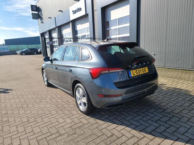 Skoda SCALA 1.0 TSI Ambition | Apple CarPlay / Android Auto navigatie | Climate Control | Licht metalen velgen |