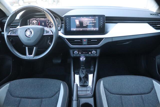 Skoda SCALA 116PK TSI Automaat Business Ed. Matrix-LED/Trekhaak/Pano-dak/Stoelverwarming/Navigatie