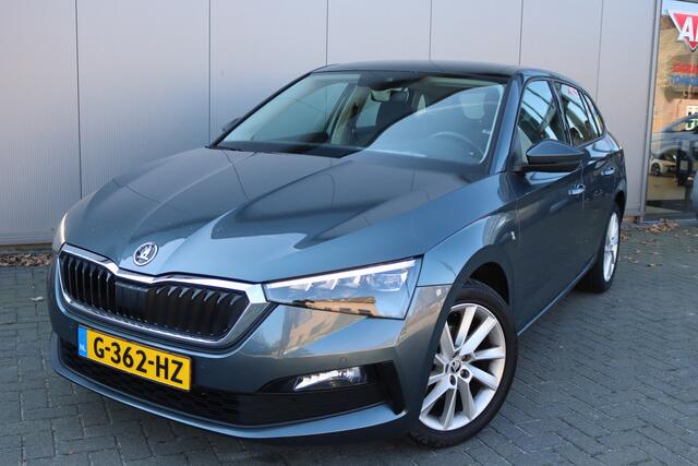Skoda SCALA 116PK TSI Automaat Business Ed. Matrix-LED/Trekhaak/Pano-dak/Stoelverwarming/Navigatie