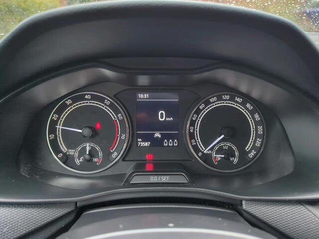 Skoda SCALA 1.0 TSI Ambition / CRUISE/ AIRCO/ AUTOM. VERLICHTING/ MULTIMEDIA/ 16"LMV