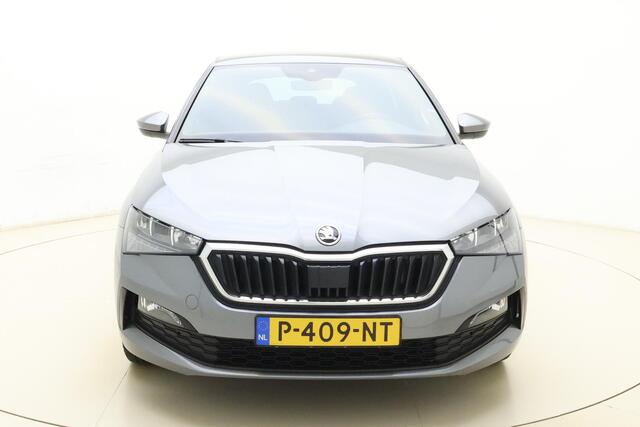 Skoda SCALA 1.0 TSI Sport Business Automaat | Digitale cockpit | Navi | Lichtmetalen velgen | Sportstoelen | LED verlichting | Parkeersensoren