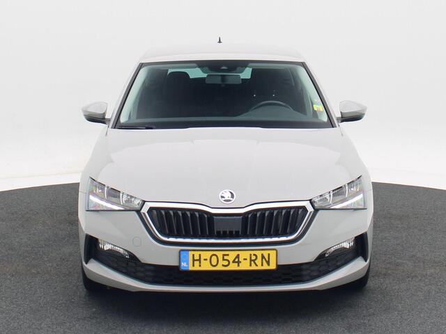 Skoda SCALA 1.0 TSi 115 Pk Automaat Ambition | Parkeersensorn | Cruise | Carplay | Trekhaak | 16 Inch | 95.577 Km !!