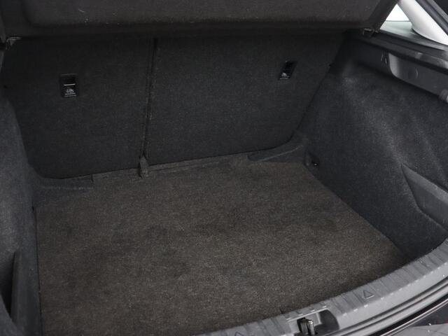 Skoda SCALA 1.0 TSI Style | Automaat | Trekhaak | Carplay | Climate control | Parkeerhulp | Cruise control | Keyless | Bluetooth | Full LED