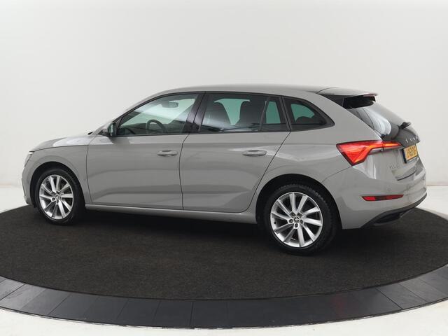 Skoda SCALA 1.0 TSI Sport | Automaat | Panoramadak | Carplay | Full LED | Climate control | Sportstoelen | Parkeerhulp | Cruise control | Bluetooth | 17'' | Getint glas