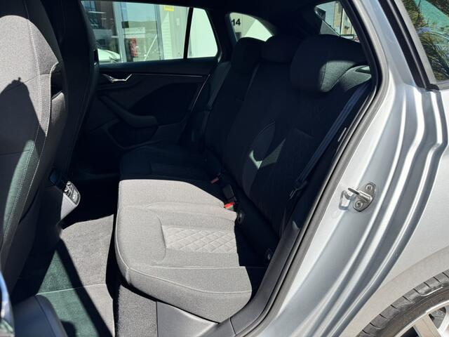 Skoda SCALA 1.0 TSI Sport Business*Panoramadak*LED*Navi*Camera*Trekhaak*