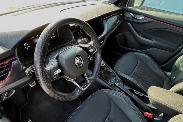 Skoda SCALA 1.0 TSI Sport Business PANO LED NAVI 17" VIRTUAL