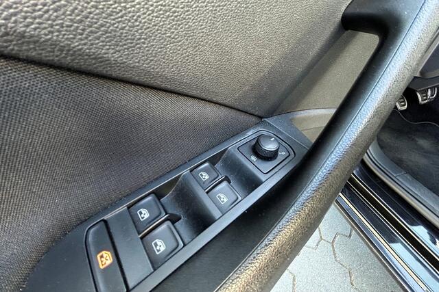 Skoda SCALA 1.0 TSI Sport Business PANO LED NAVI 17" VIRTUAL