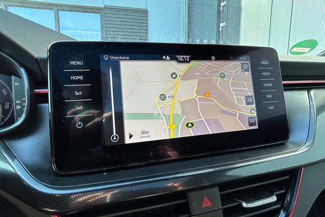 Skoda SCALA 1.0 TSI Sport Business PANO LED NAVI 17" VIRTUAL