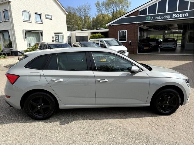Skoda SCALA 1.0 TSI Ambition Steel Grey, Virt.Cockpit, Trekhaak, App Connect
