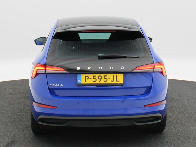 Skoda SCALA 1.0 TSi 110 Pk Sport Business | Parkeersensoren | Adaptive Cruise | Panorama dak | Climatronic | Navigatie | Carplay | 16 Inch | 97.324 Km !!
