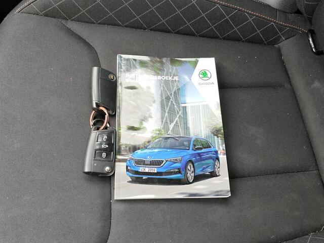 Skoda SCALA 1.0 TSI Ambition / CRUISE/ CLIMATE/ PARK. SENSOREN/ DAB/ SMARTLINK/ LED/ 16" LMV