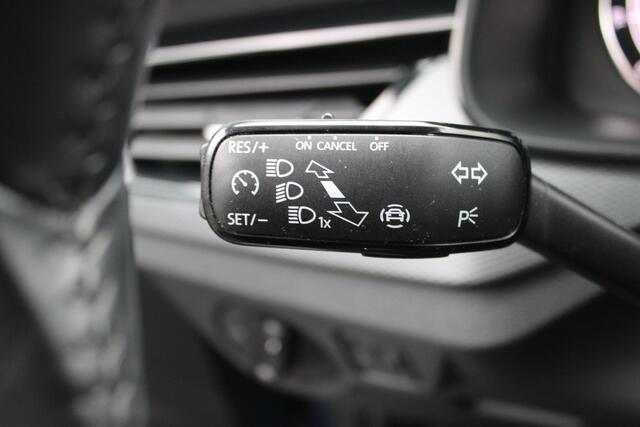 Skoda SCALA 1.0 TSI Active AppleAndroid/Led/Navi/Cruise Incl Garantie!!