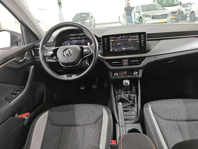 Skoda SCALA 1.0 TSI Business Edition Clima / Parkeersensoren / Navigatie / LED verlichting / Cruise control / App-connect