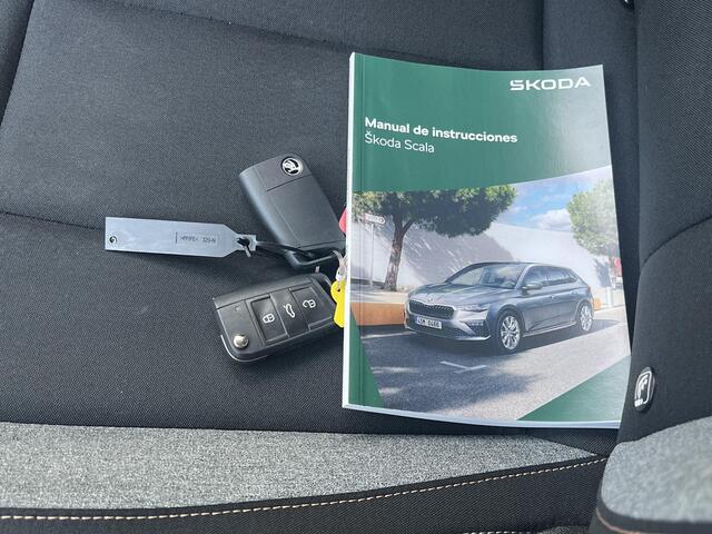 Skoda SCALA 1.0 TSI DSG Automaat Selection / Cruise Control / Camera / Navigatie via Apple Carplay Android / Climate Control / 16" LM wielen / PDC V+A