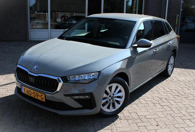 Skoda SCALA 1.0 TSI Trekhaak, Stoelverwarming, Carplay, Keyless, Camera, ACC, ECC, Navi, LED, Parkeersens. V en A, 16" LMV