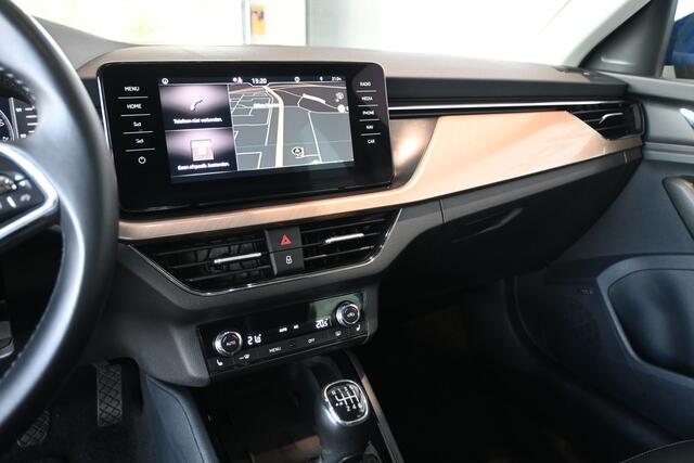 Skoda SCALA 1.0 TSI Business Edition Nap! Adaptieve Cruise Clima Lane Assist Trekhaak Stoelverwarming CarPlay Goed Onderhouden! Inruil Mogelijk!
