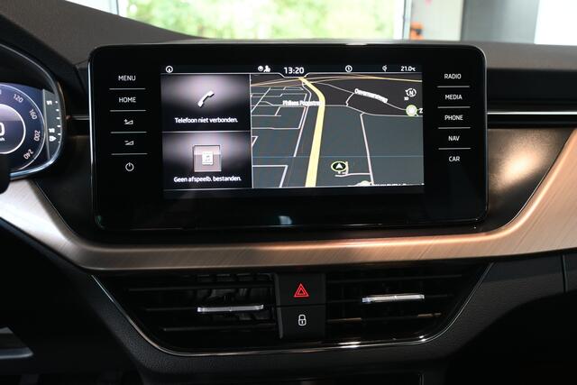 Skoda SCALA 1.0 TSI Business Edition Nap! Adaptieve Cruise Clima Lane Assist Trekhaak Stoelverwarming CarPlay Goed Onderhouden! Inruil Mogelijk!
