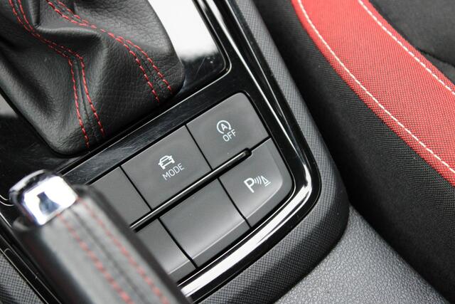 Skoda SCALA 1.0 TSI Monte Carlo Pano | LED | Nardo | Virtual | Clima | Navi | Camera | Stoelverwarming